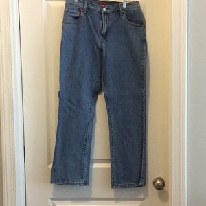 Ladies Levi’s Classic Relaxed Bootcut Jeans